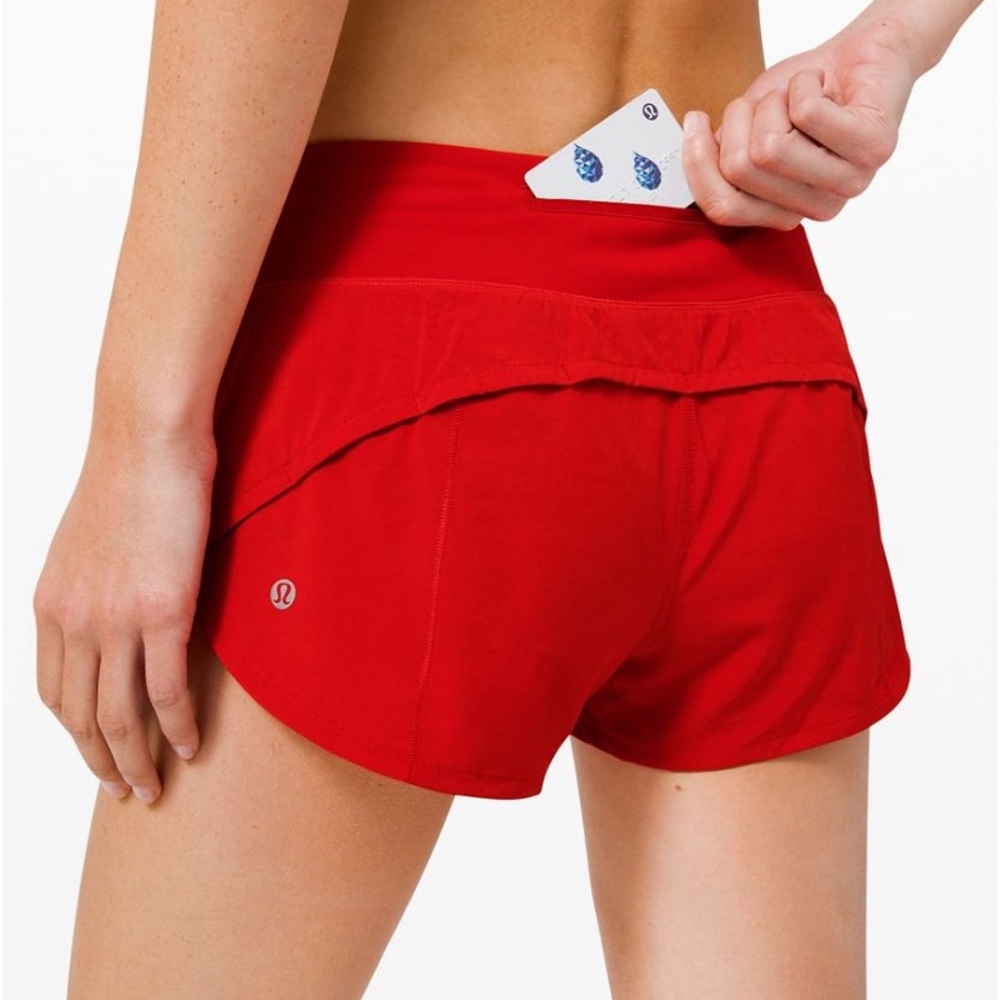 LuLulemon  speed up low rise 2.5’’ red
